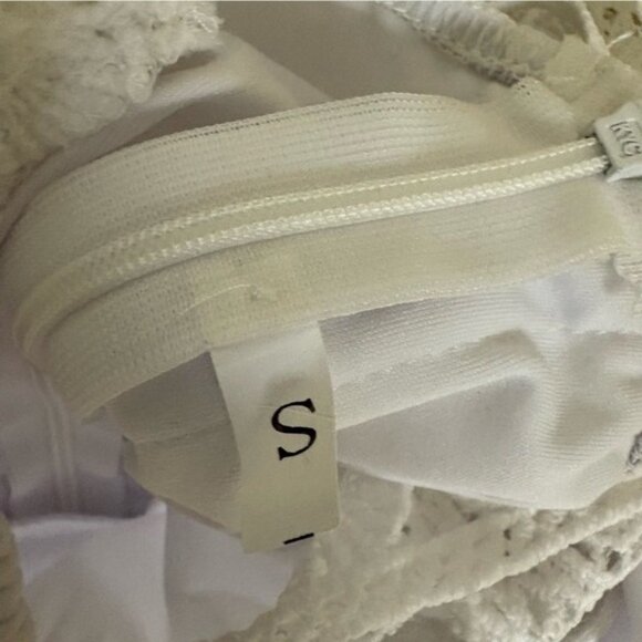 Summer Casual White Midi Dress - Size Small - Picture 5 of 8